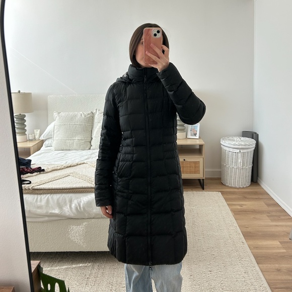 North Face Long Black Puffer - Picture 1 of 4